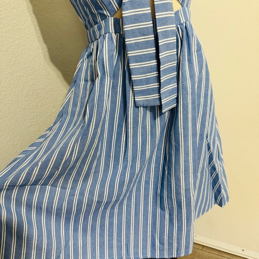 Main Strip Blue Striped Mini Yacht Cut Out Fit and Flare Dress with Pockets Sz S - Picture 16 of 16